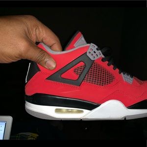 Turo Bravo 4s great condition